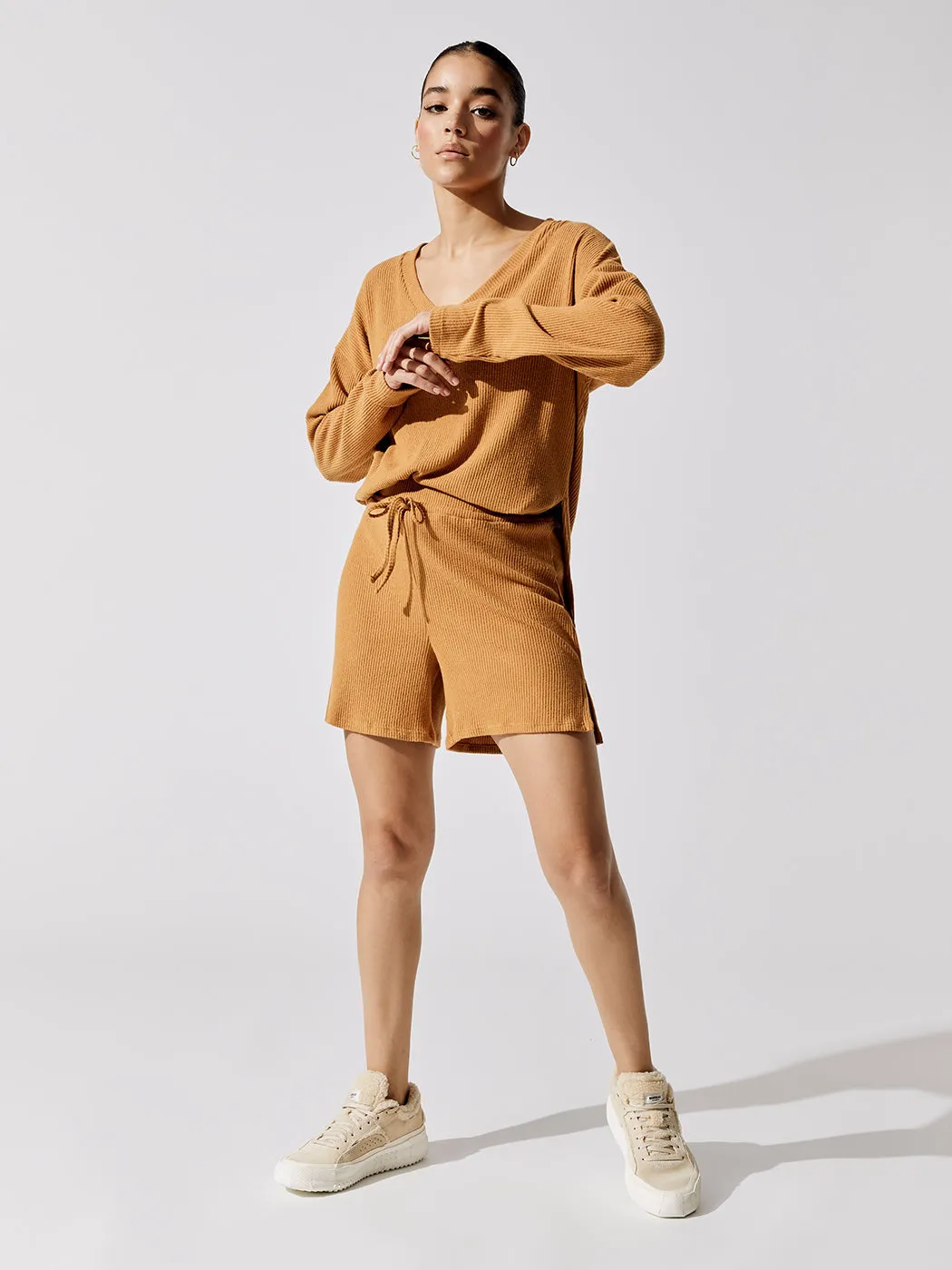 Brushed Ribbed Boyfriend Short - Brown Sugar