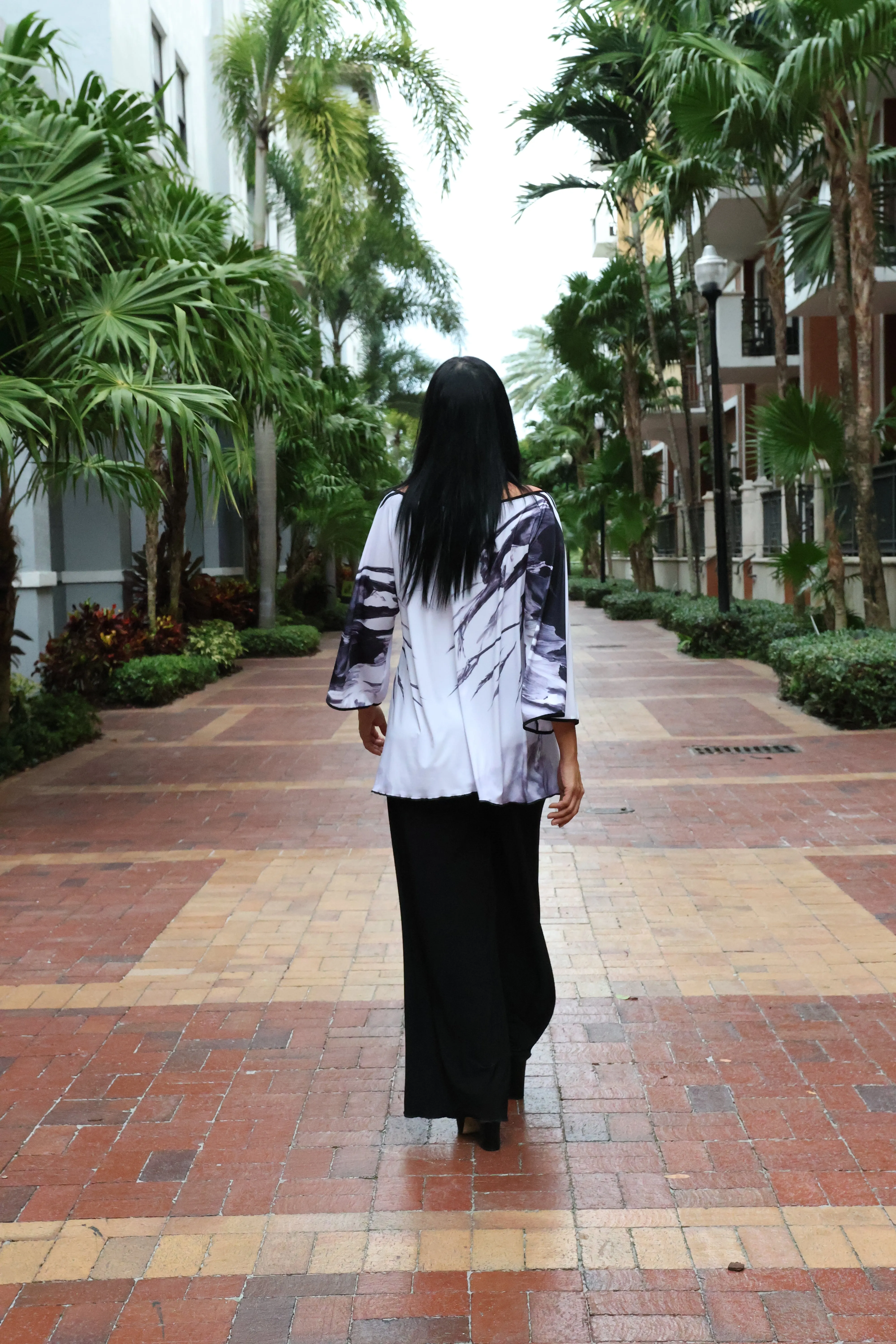 Japanese Blouse Black and white.