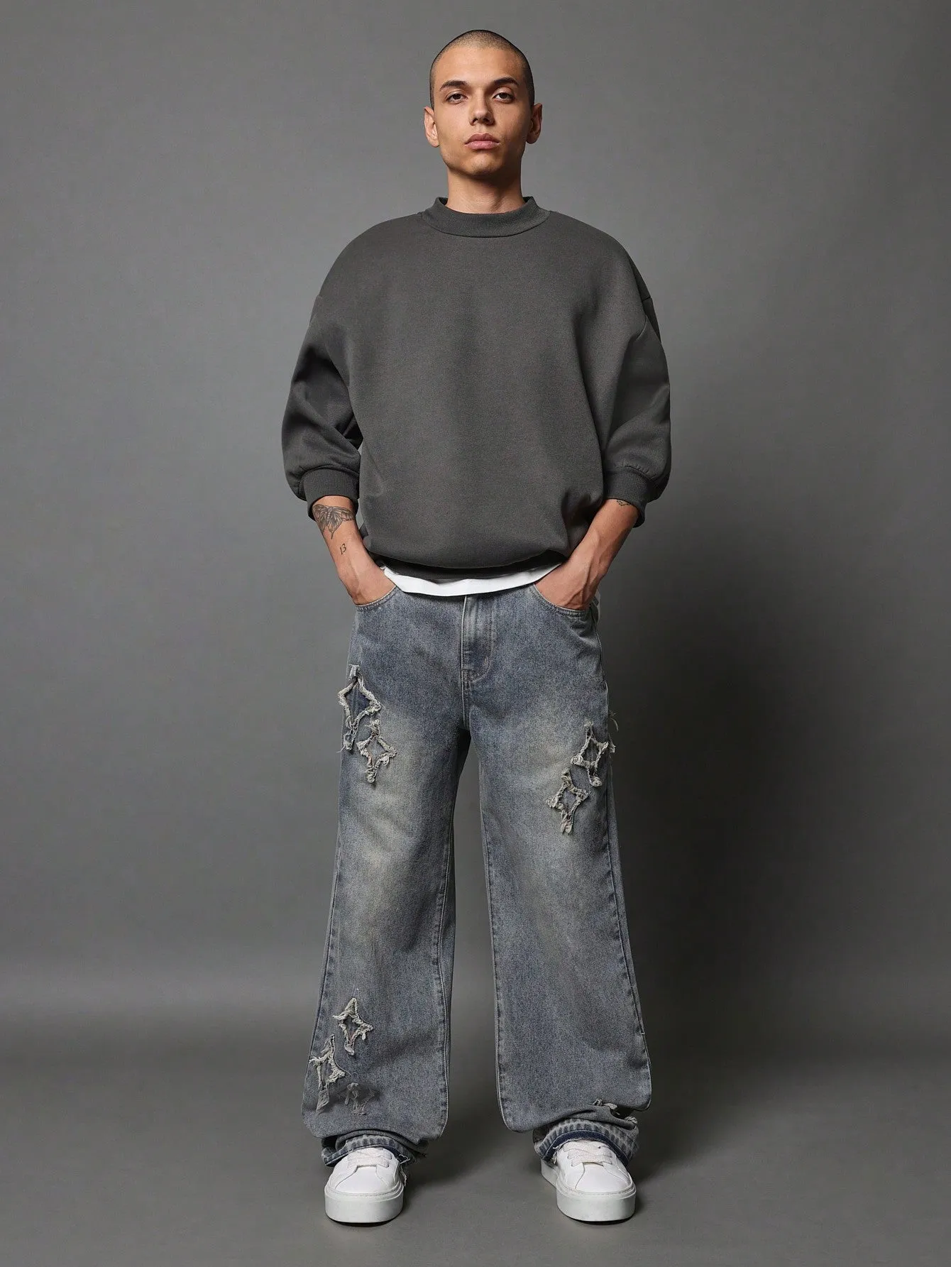 Regular Fit Quarter Sleeve Essential Sweatshirt