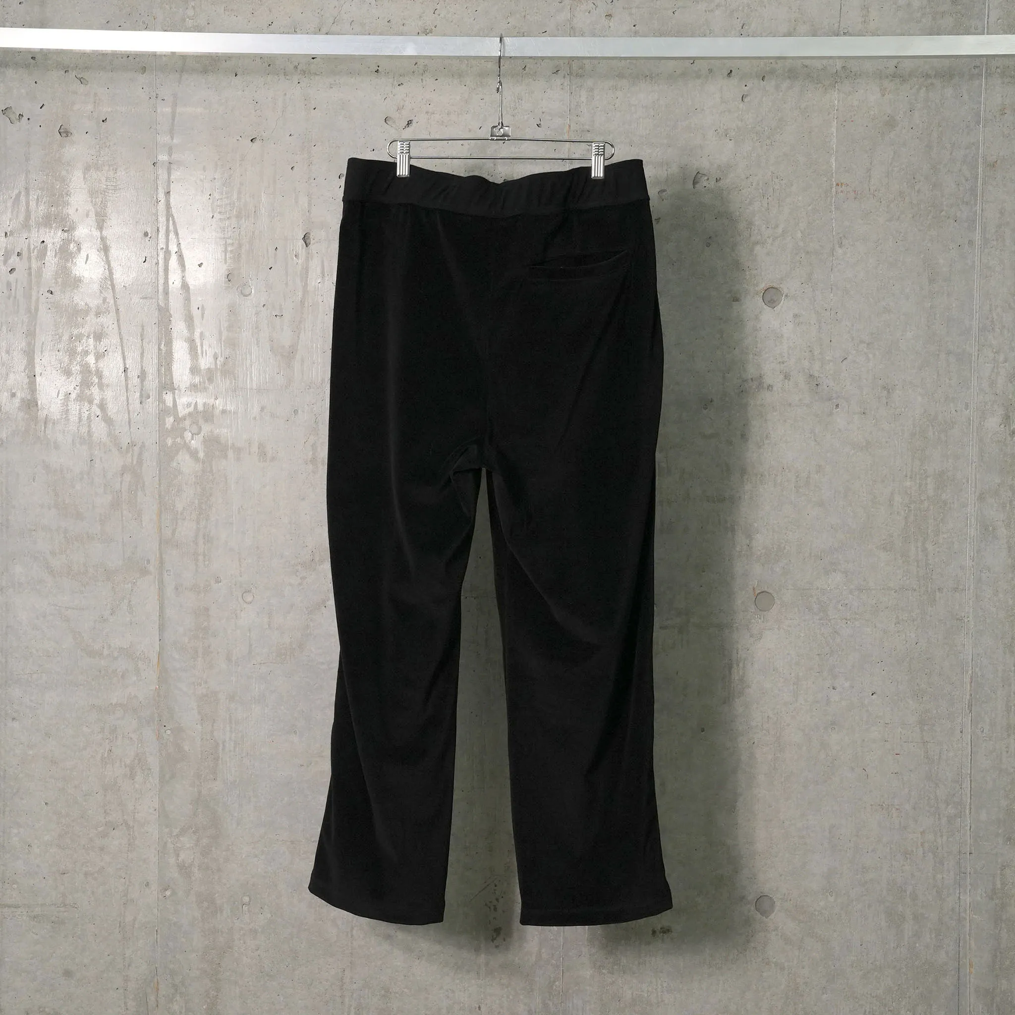 VELOUR TRACK PANTS / BLACK